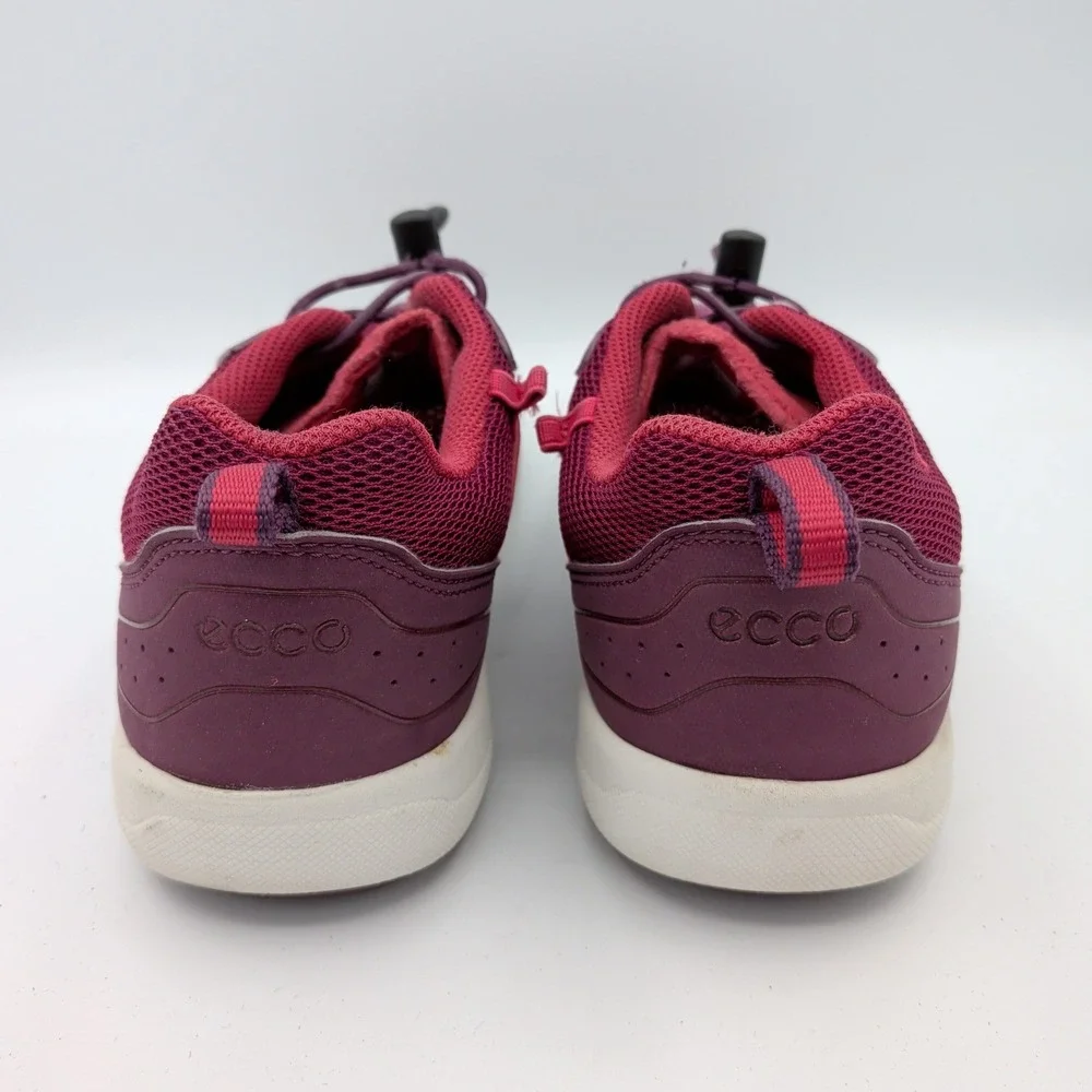 ECCO Aqua Sport Amphibia Shoes Womens 10 10.5 41 Burgundy Mesh Gorpcore Sneakers